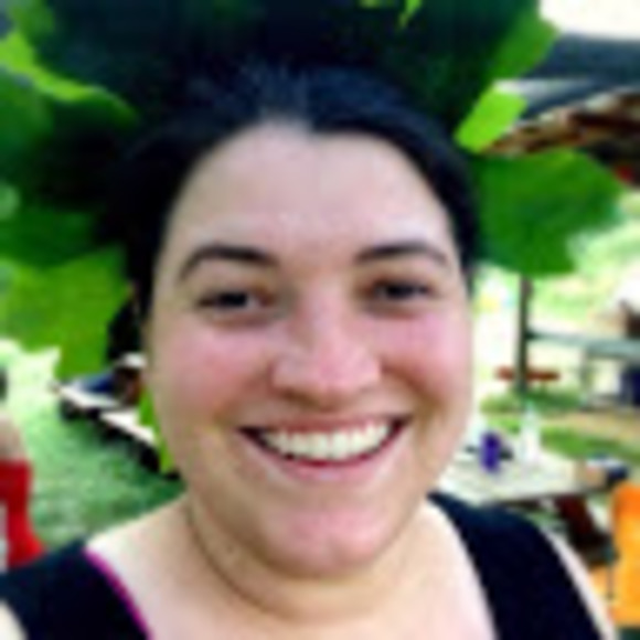 Meet your Posher, Julie - Picture 1 of 1